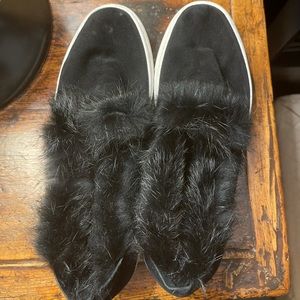 Sneakers with faux trim